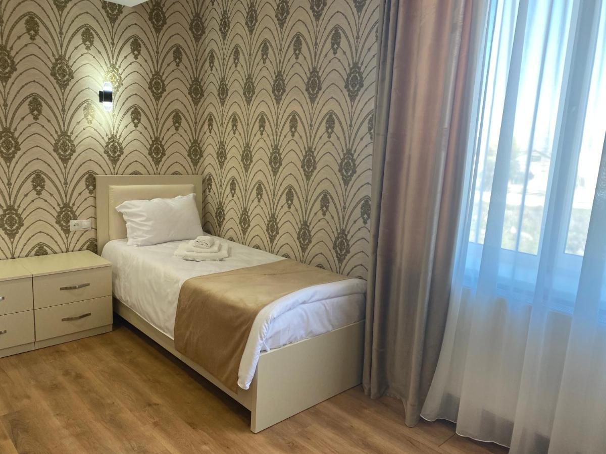 Hotel Sharl Ninotsminda Kültér fotó