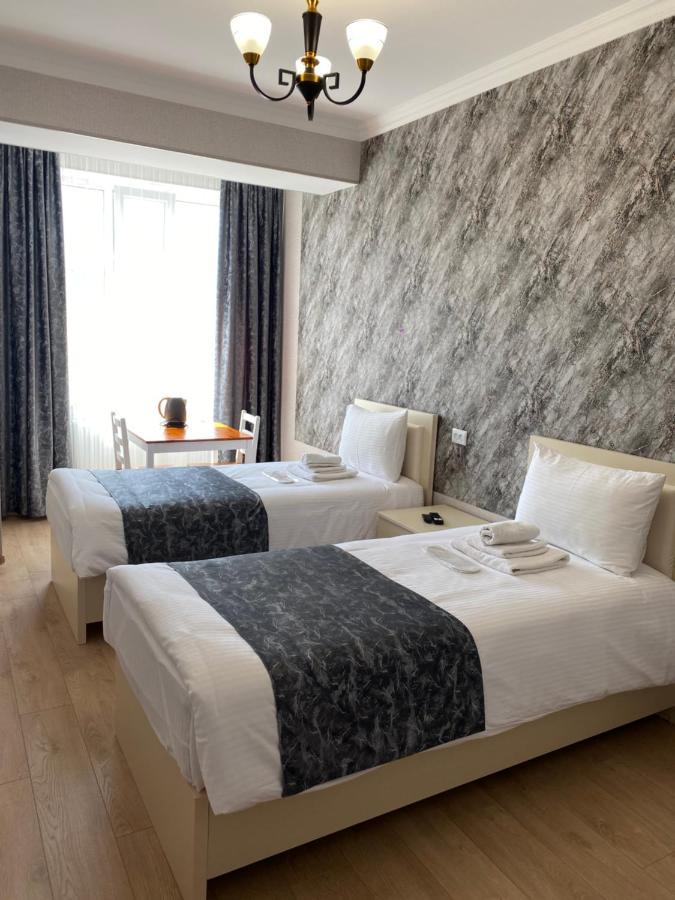 Hotel Sharl Ninotsminda Kültér fotó