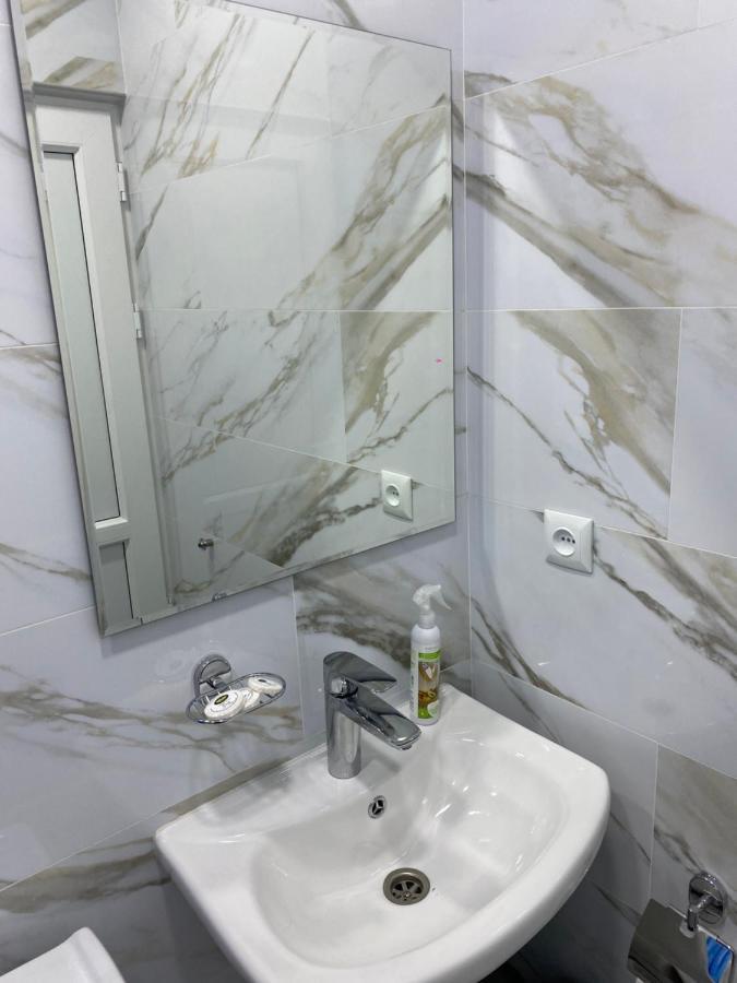 Hotel Sharl Ninotsminda Kültér fotó