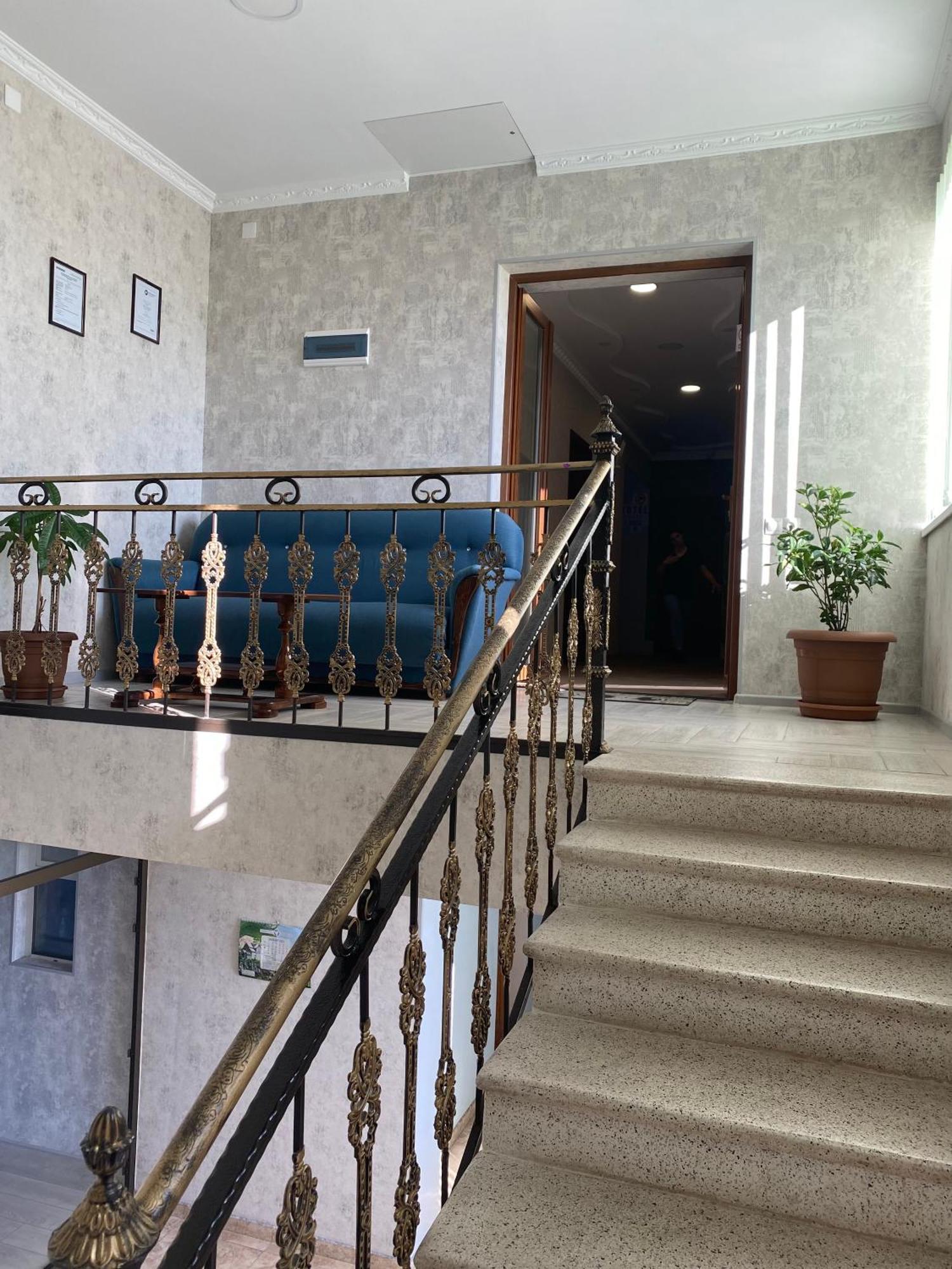 Hotel Sharl Ninotsminda Kültér fotó