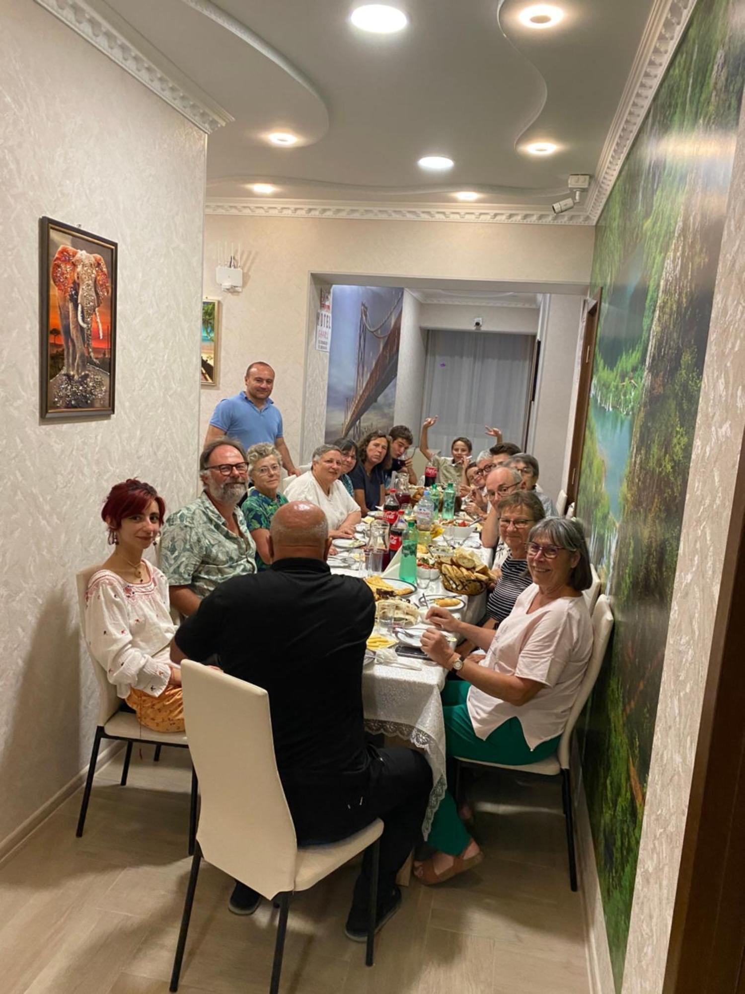Hotel Sharl Ninotsminda Kültér fotó